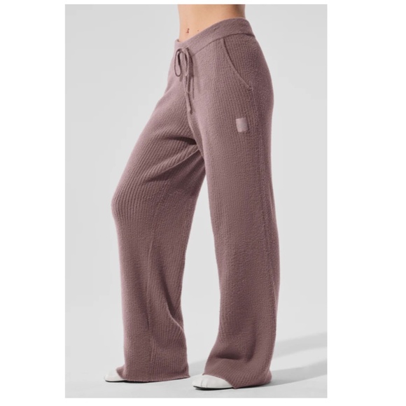 ALO YOGA Snuggle Up Sweater High-Waist Wide Leg Pant Size Medium Mushroom - Picture 2 of 11